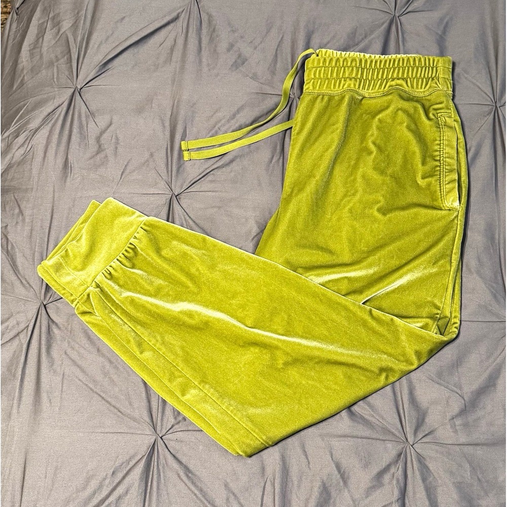 Fabletics Women's Citrine Green Velour Stretch Jogger Pants Size M Drawstring